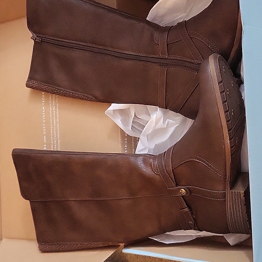 Lifestride Soft System Boots, size 8.5 wide, dark tan